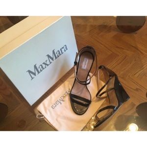 NEW Black Patent Leather MaxMara Wedge Sandals